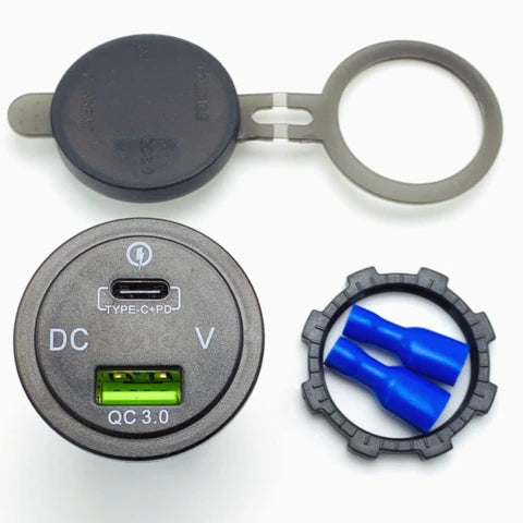 EPT-11030014 — EPT Technologies USB Type C PD USB Charger with Voltmeter — Nav & El - Elpaneler