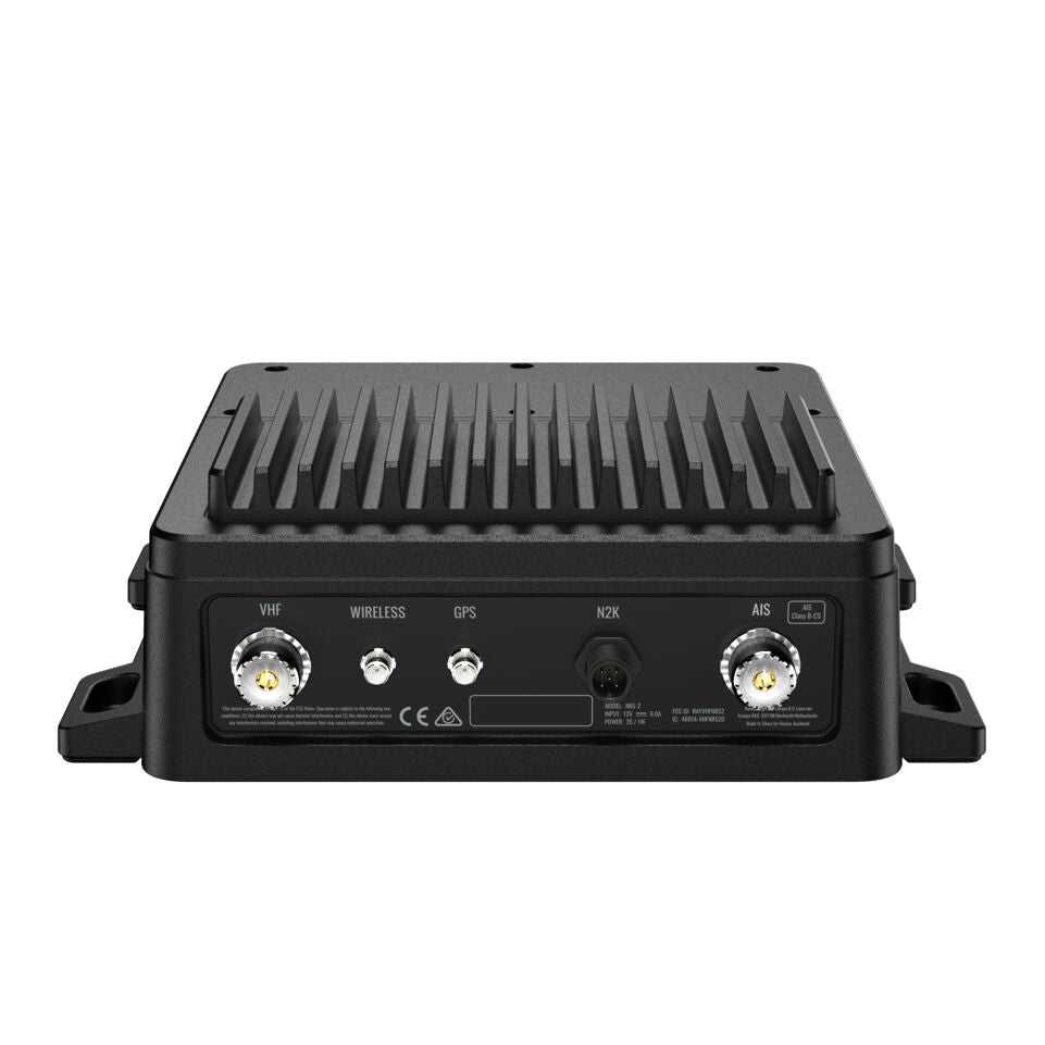 B&G V100-B VHF/AIS + GPS-500