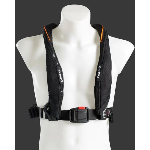 TMO-1-MBKOR — TeamO Micro 170N Manual Lifejacket black w/ orange trim — Personlig Utrustning - Flytvästar & Selar